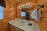 1 bedroom cabin with 2 full bathrooms
